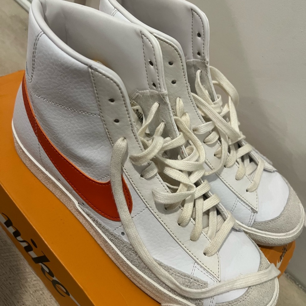 Nike Blazer Mid ‘77 - burnt orange